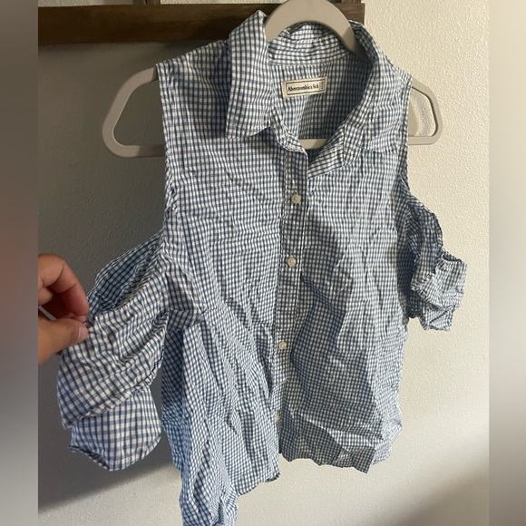 Abercrombie‎ & Fitch Gingham Cold Shoulder Button Up Size Medium - Picture 2 of 5